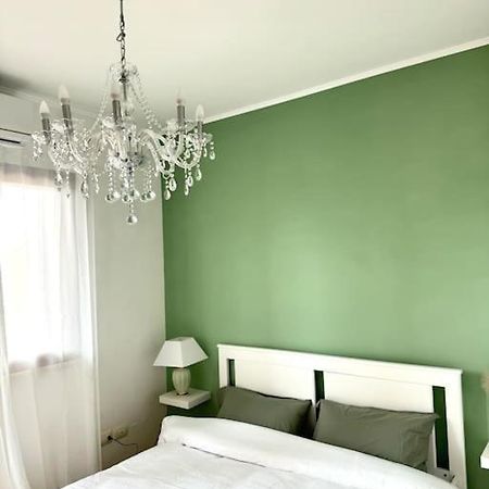 Casa Vacanza Elislor Apartments Fiumicino Eksteriør bilde