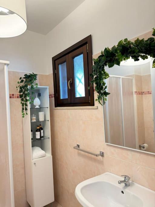 Casa Vacanza Elislor Apartments Fiumicino Eksteriør bilde