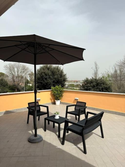 Casa Vacanza Elislor Apartments Fiumicino Eksteriør bilde