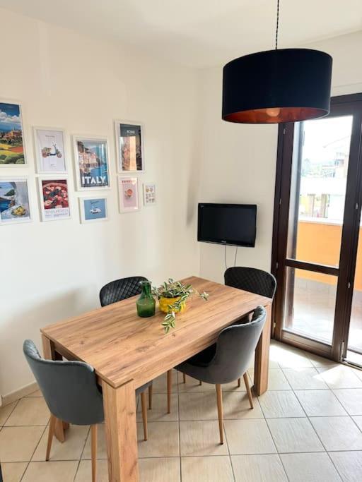 Casa Vacanza Elislor Apartments Fiumicino Eksteriør bilde
