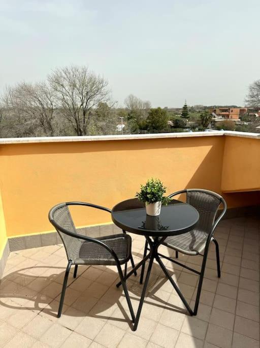 Casa Vacanza Elislor Apartments Fiumicino Eksteriør bilde