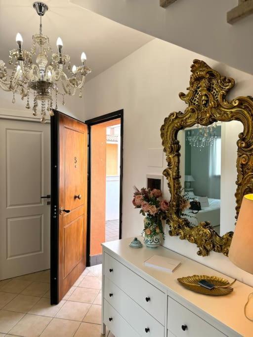 Casa Vacanza Elislor Apartments Fiumicino Eksteriør bilde